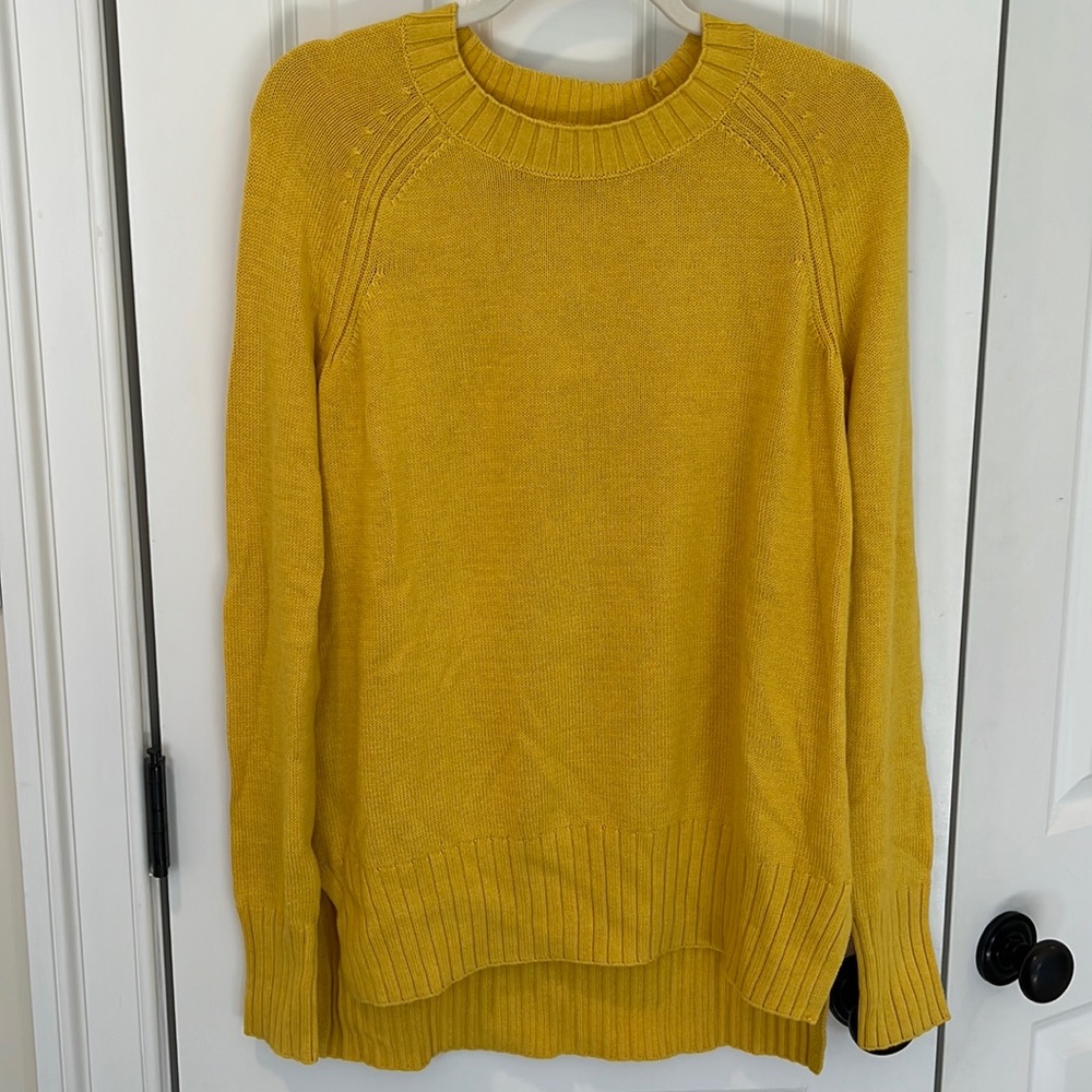 NWT Old Navy Women’s Tunic Crew Neck Sweater